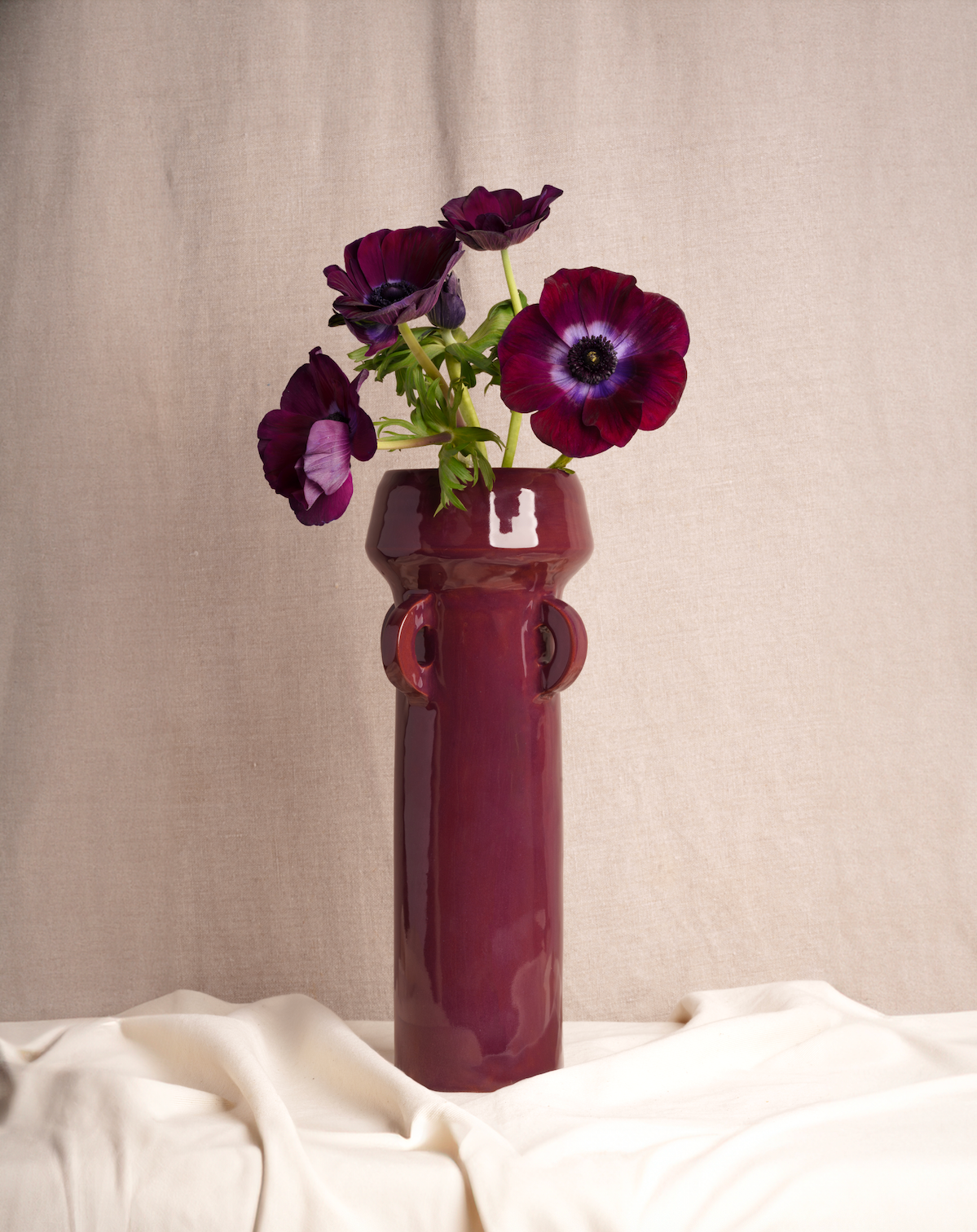 Ciliegia Ceramic Vase